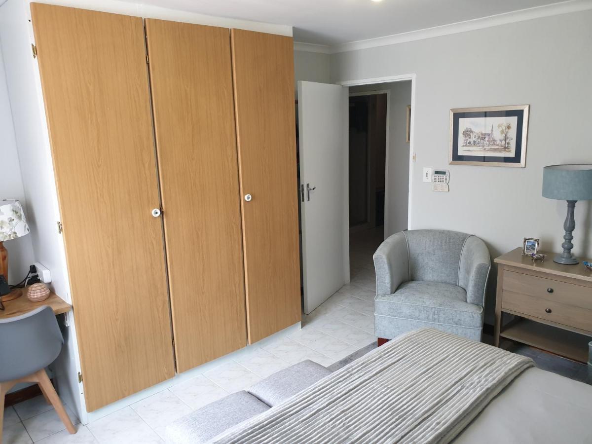 125 On Van Buuren Road Guest House 요하네스버그 외부 사진