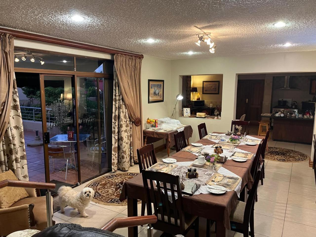 125 On Van Buuren Road Guest House 요하네스버그 외부 사진